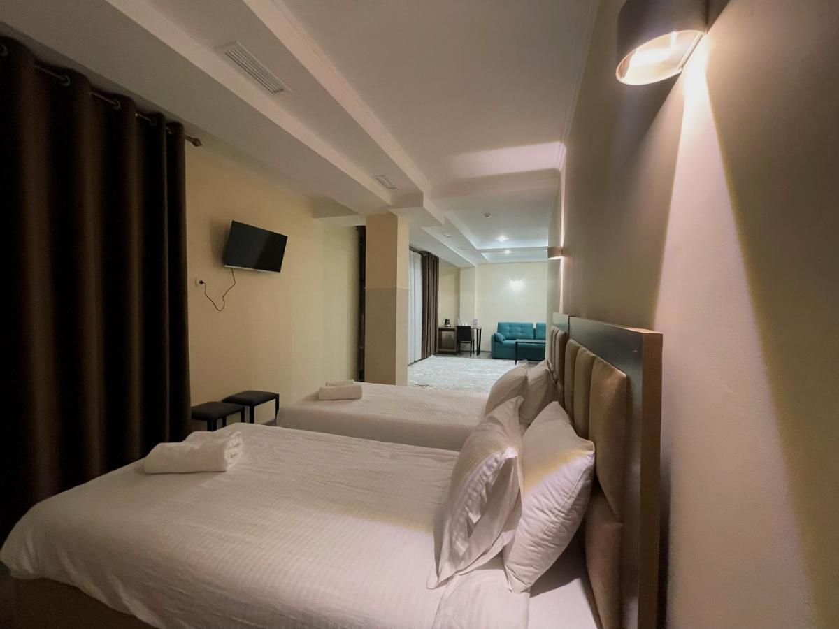 Hotel Nova بيشكيك المظهر الخارجي الصورة
